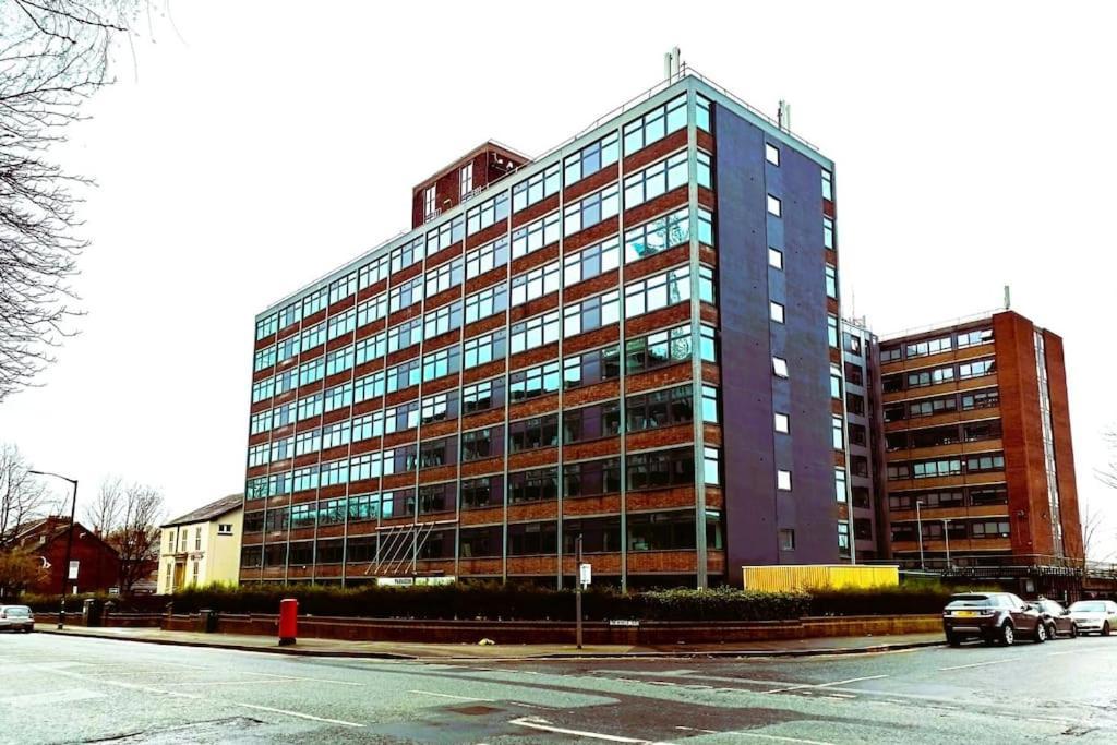 Brand New Modern 1 Bed Apartment Near Old Trafford Stadium Manchester Exterior photo